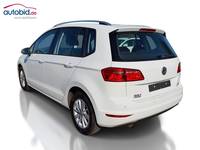 Vue de l’arrière gauche