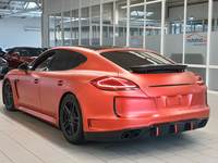 Widok z tyłu po stronie lewej