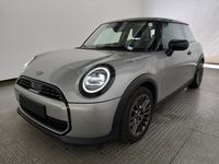 Вид спереди слева