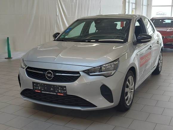 Вид спереди слева