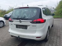 Widok z tyłu po stronie prawej