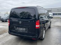 Aanzicht achter rechts