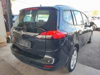 Aanzicht achter rechts