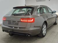 Vue de l’arrière droit