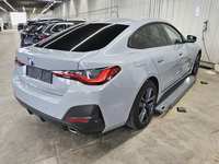 Изглед отзад отдясно