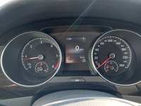 Pohled na přístrojovou desku