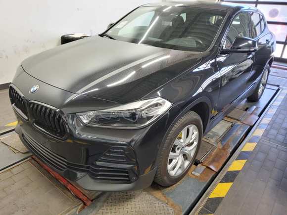 Widok z przodu po stronie lewej