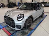 Вид спереди слева