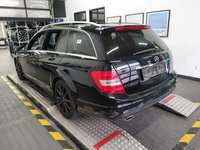 Widok z tyłu po stronie lewej