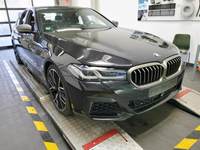 Widok z przodu po stronie prawej