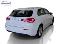 Aanzicht achter rechts