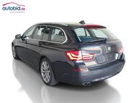 Vista traseira esquerda