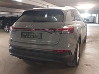 Widok z tyłu po stronie prawej