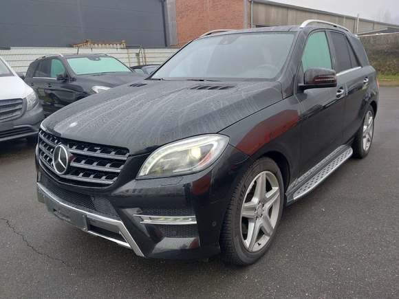 Вид спереди слева