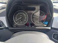 Pohled na přístrojovou desku