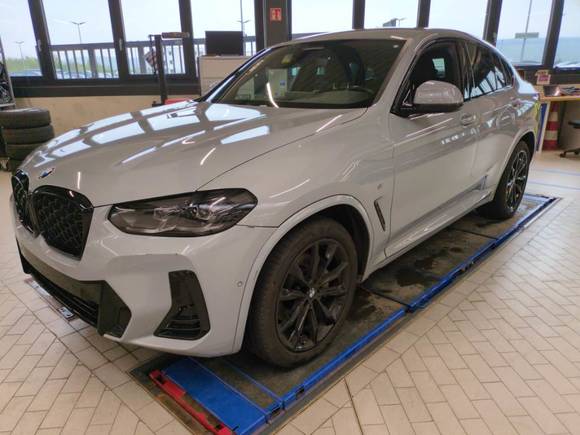 Вид спереди слева