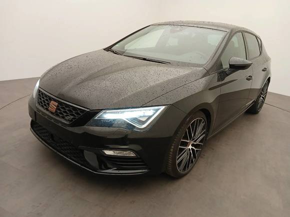 Вид спереди слева