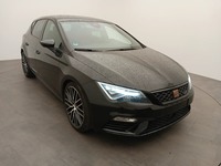 Вид спереди справа