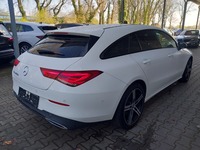 Aanzicht achter rechts