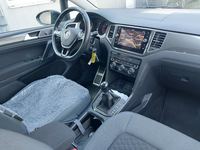 Вид на салон