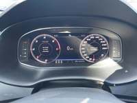 Pohled na přístrojovou desku