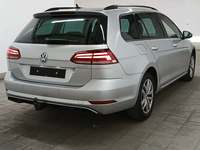 Vue de l’arrière droit