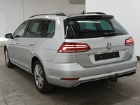 Vue de l’arrière gauche