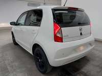 Vue de l’arrière gauche