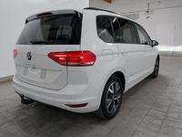 Widok z tyłu po stronie prawej