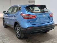 Vue de l’arrière gauche