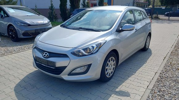 Vue de l’avant gauche