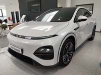 Вид спереди слева