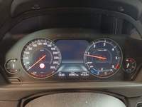 Вид на приборную панель