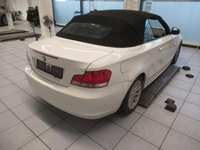 Pogled od pozadi desno