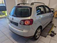 Вид сзади справа