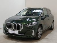 Pogled od napred levo