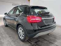 Aanzicht achter links