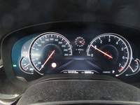 Pohled na přístrojovou desku