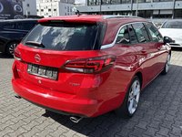 Widok z tyłu po stronie prawej