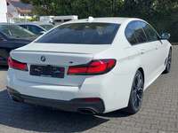 Aanzicht achter rechts