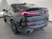 Pogled od pozadi levo