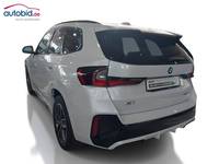 Widok z tyłu po stronie lewej