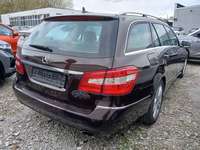 Aanzicht achter rechts