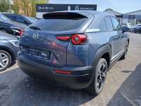 Aanzicht achter rechts