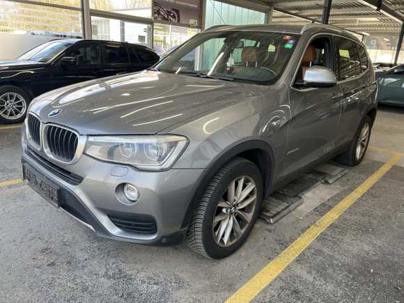 Widok z przodu po stronie lewej