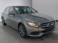 Вид спереди справа