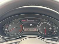 Вид на приборную панель