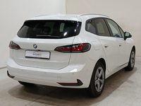 Widok z tyłu po stronie prawej