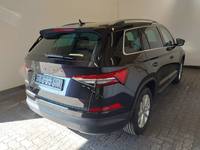 Aanzicht achter rechts