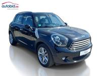 Pogled desno spredaj